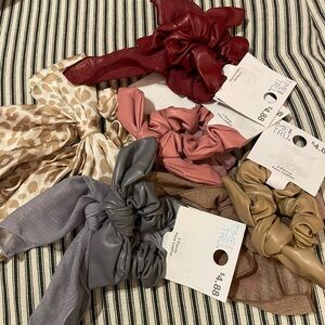 Time and Tru‎ Satin Hair Scrunchies